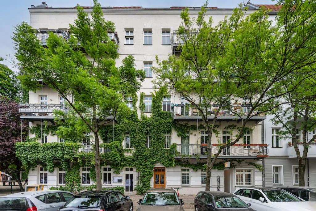 33 L With 8 & 3 Bathrooms Appartement