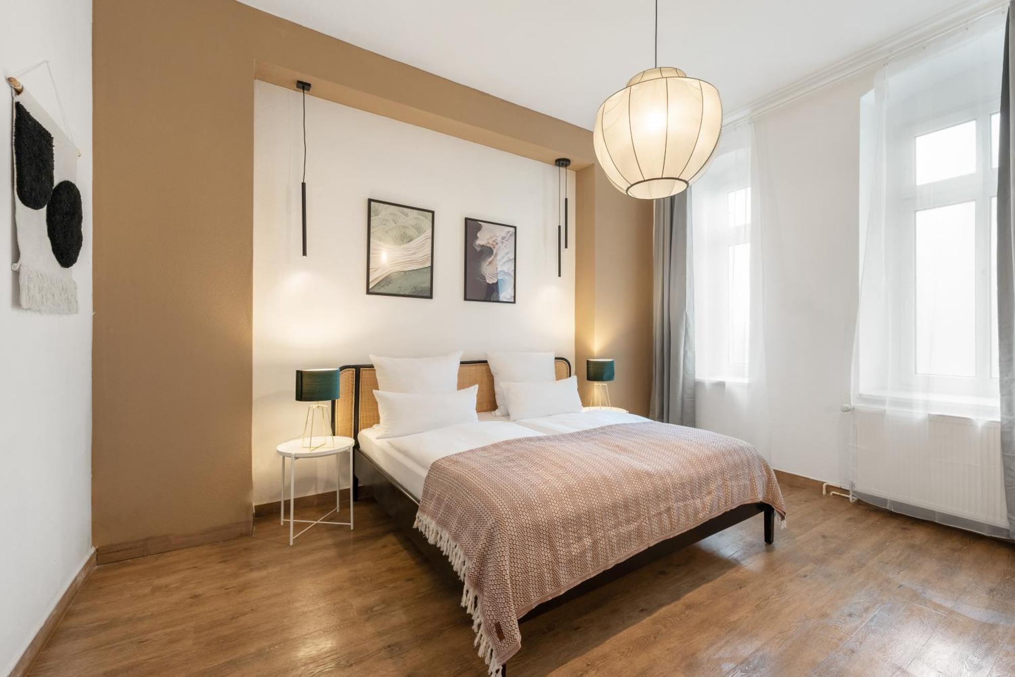 33 L With 8 & 3 Bathrooms Appartement *